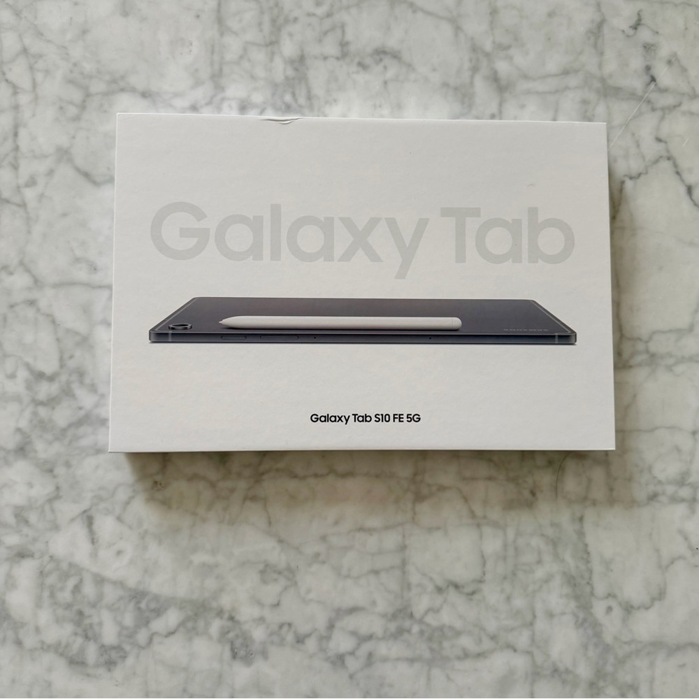 Samsung Galaxy Tab S10 FE 5G Gray 128 GB *Brand New in Box/Sealed*
